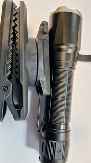 ALC-03 roterende zaklampholster met riemclip