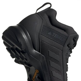 Adidas TERREX AX3 MID GTX ( UITLOPEND MODEL )