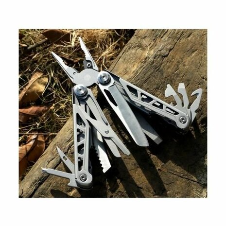 Multi tool &ndash; 13 functies in &eacute;&eacute;n compacte tool